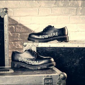 DR. Martens 1925 Sex Pistols Oxf. Punk M 10 1461